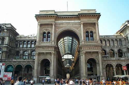 Entry To Milan Galeria